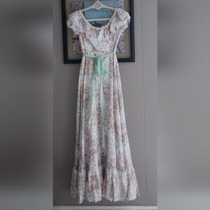 Vintage 1970's  Handmade Floral Lace Off the Shoulder Maxi Dress Size XS/S⚘️